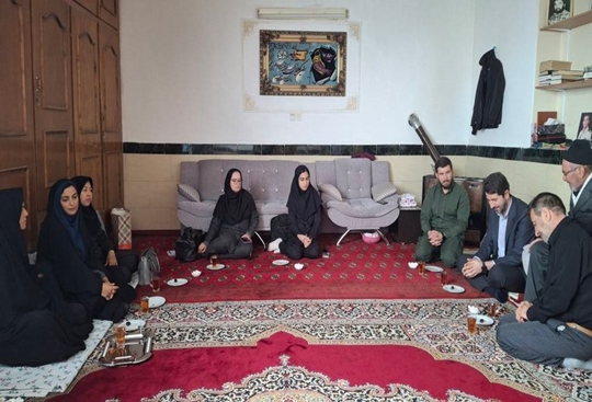 شهدا؛ اسطوره و الگوی  بی بدیل نسل آینده 